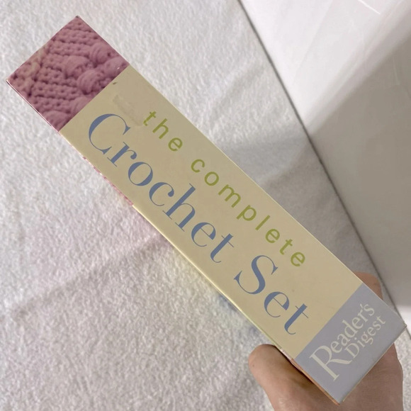 Vintage Readers Digest Complete Crochet  Kit - Picture 8 of 10